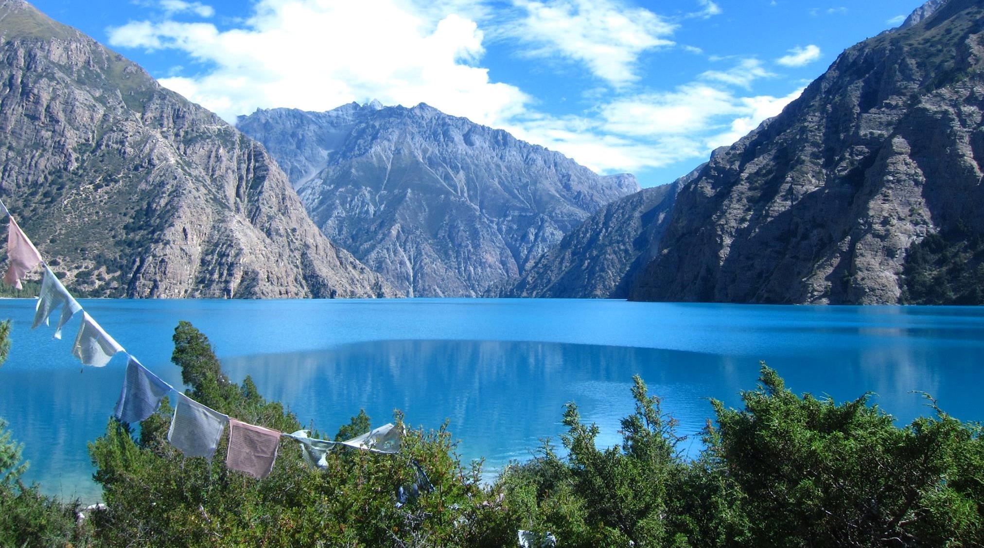 Phoksundo Lake Trek landscape view